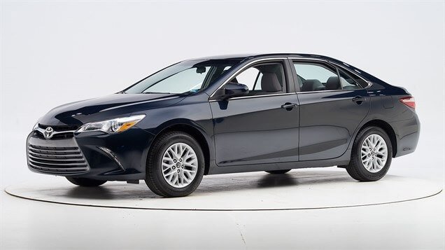 Toyota-Camry-2017